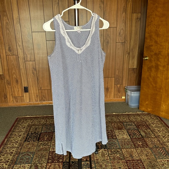 Vintage Nightgown Dress with Lace and Bow - Picture 5 of 7